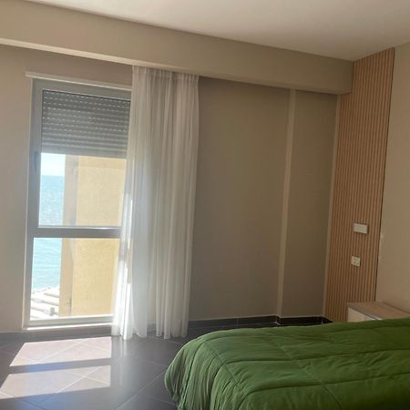 Hotel Nais Beach Durres Exterior photo