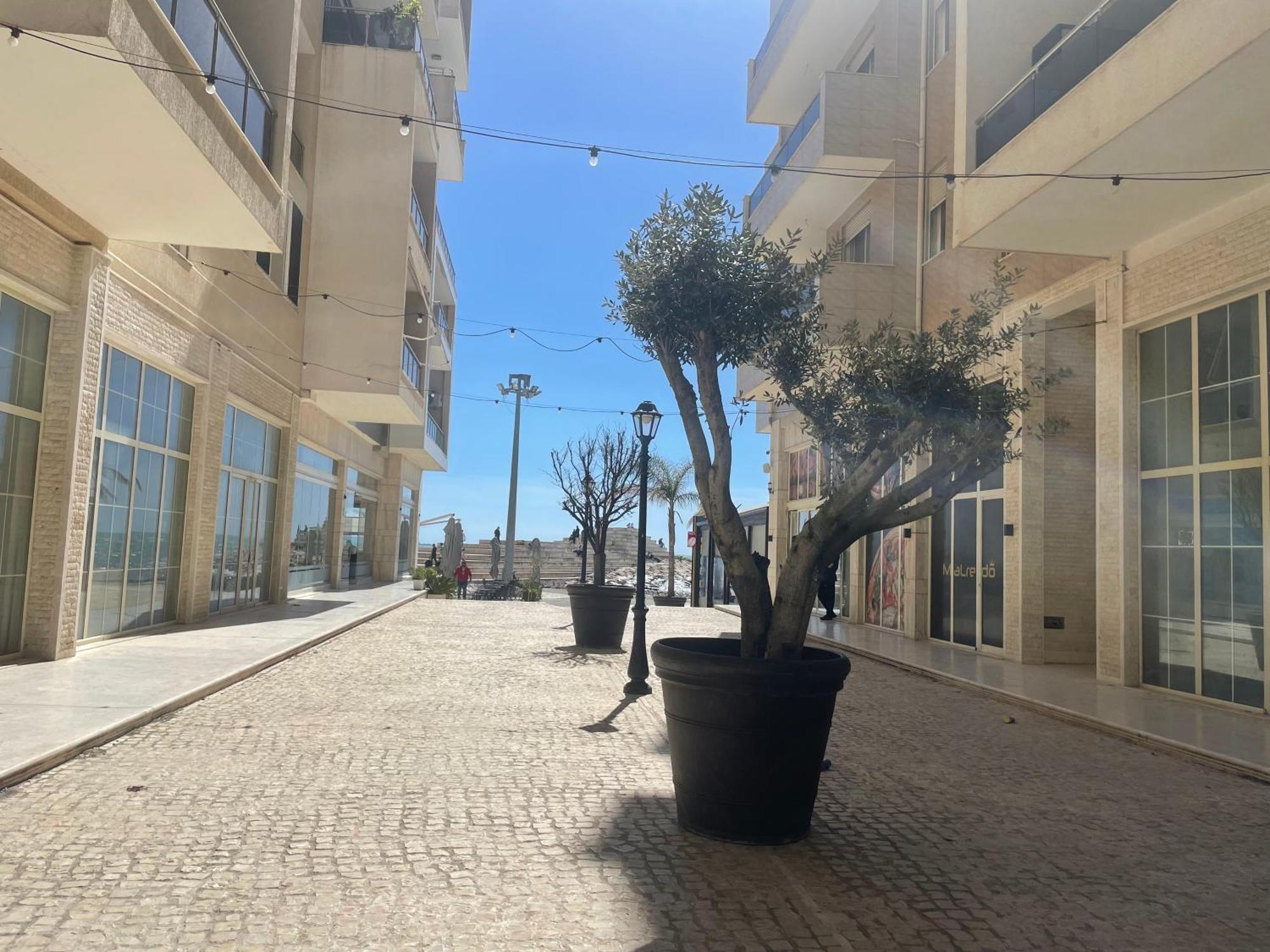 Hotel Nais Beach Durres Exterior photo