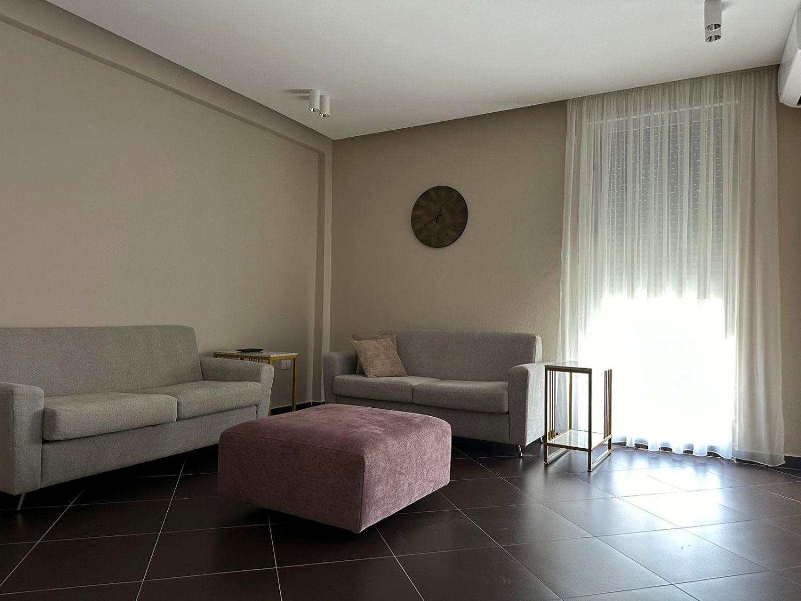 Hotel Nais Beach Durres Exterior photo