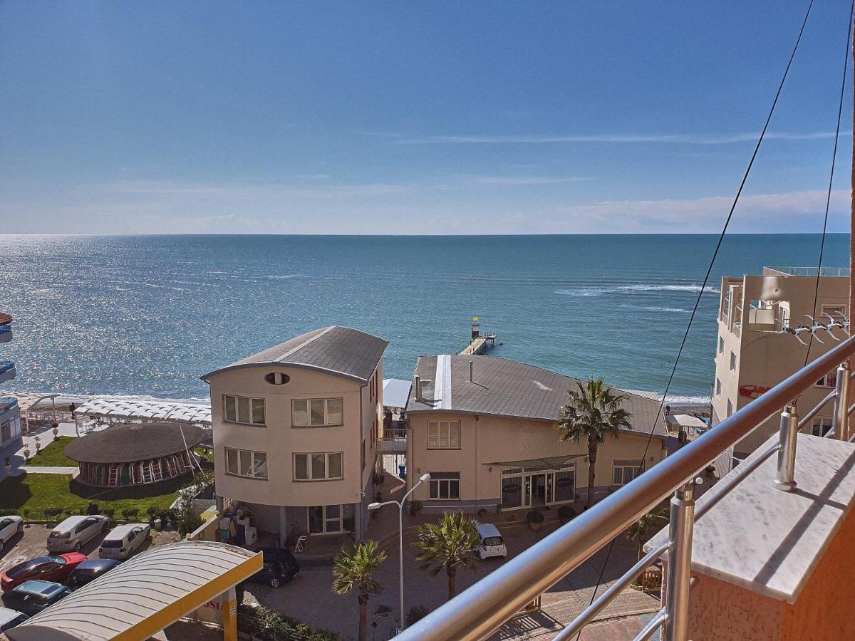 Hotel Nais Beach Durres Exterior photo